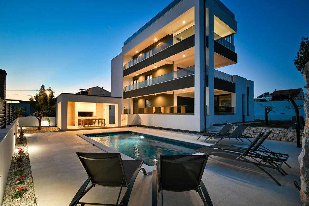Villa mia More by Adex Travel