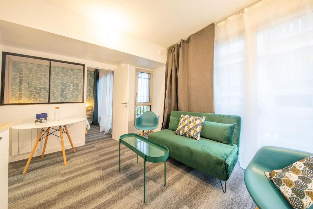 New Apt Near Bois de Vincennes - 2 Persons