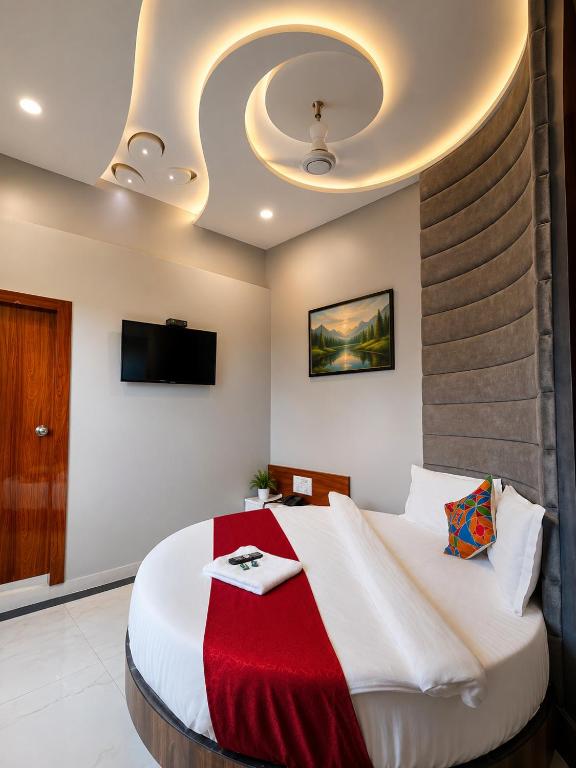 فضای داخلی Transit Seven Hills Hotel Near Airport Mumbai T2 در بمبئی - تصویر ۳