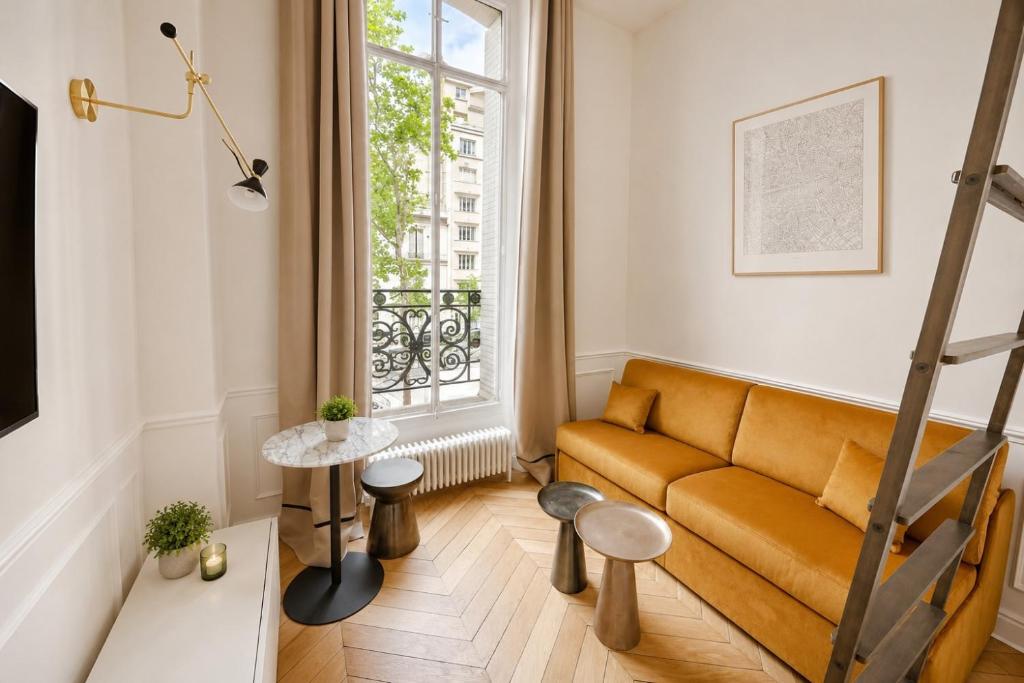 Appartement de standing 4 - tour Eiffel/Invalides