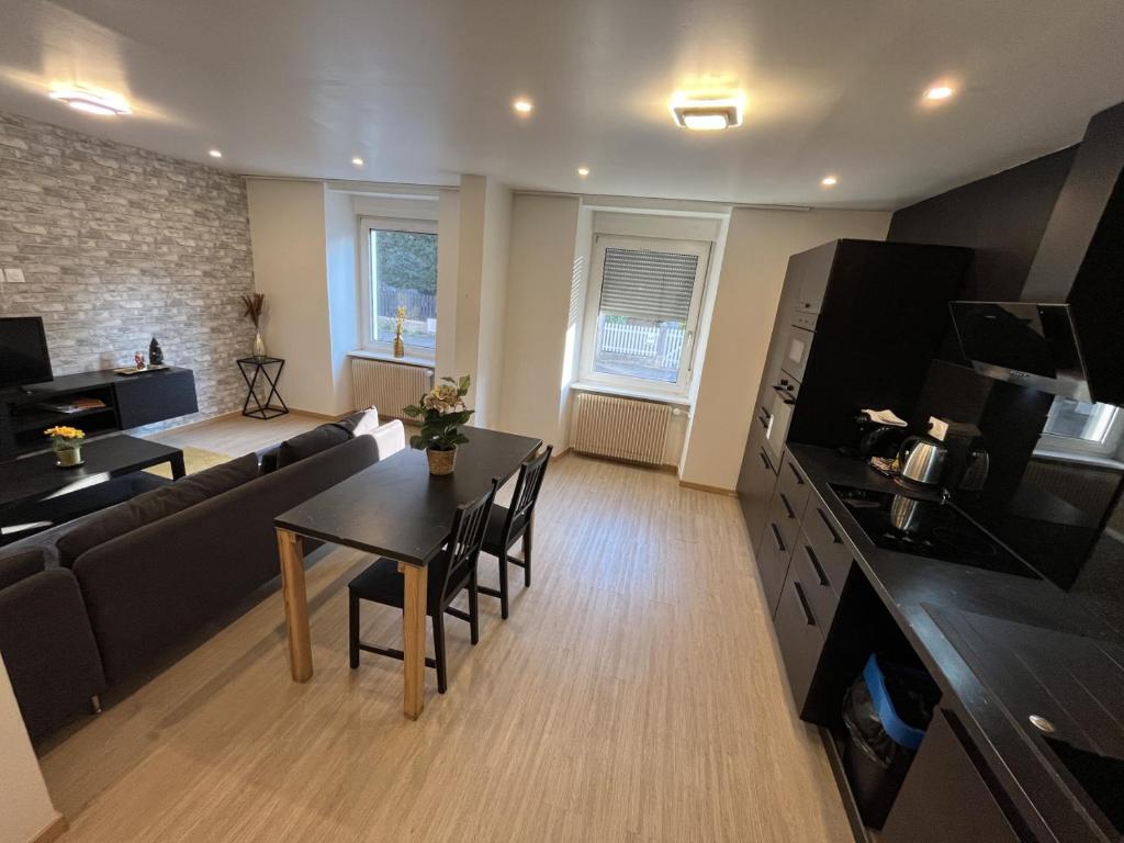 La Suite Mulhouse, Accès Bâle 20min, Proche Gare TGV – photo 17
