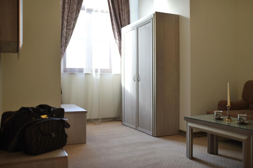 Euro Hotel Grivita - Resim 12