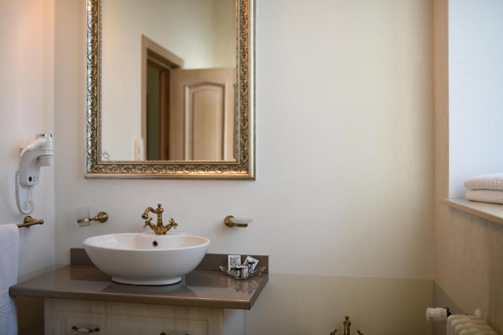 Euro Hotel Grivita - Resim 13