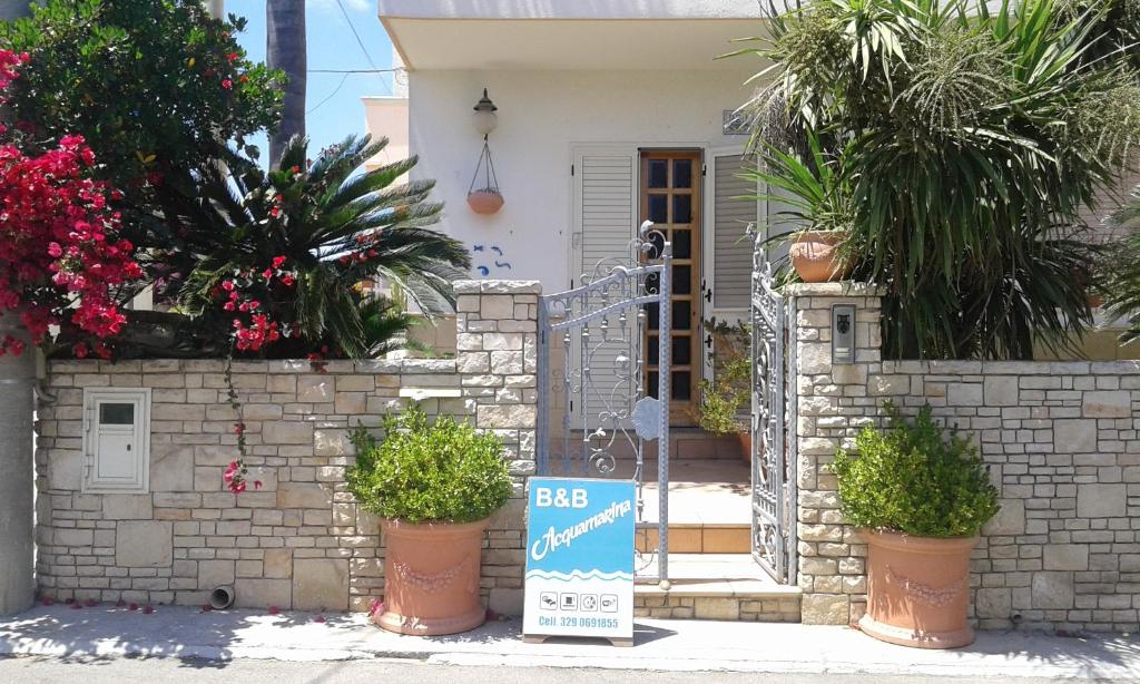 Exteriér alebo vchod do ubytovania Bed & Breakfast Acquamarina