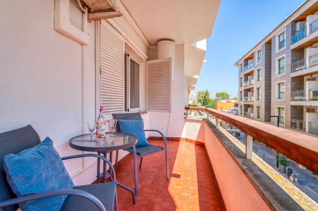 Ideal Property Mallorca - Curling