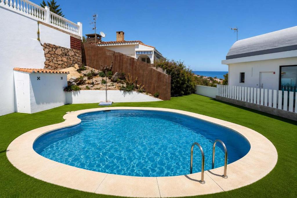 Beach Townhouse Pool Terraces & Workspace