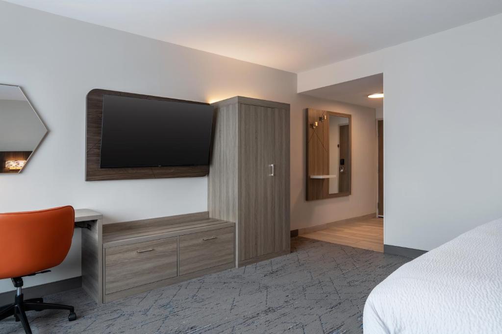 Holiday Inn Express & Suites Linden - Newark South by IHG - Error