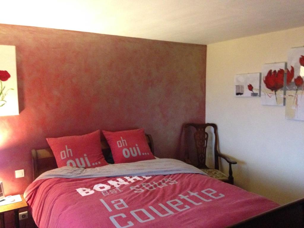 Postel nebo postele na pokoji v ubytování B&B L'Estuve provencale