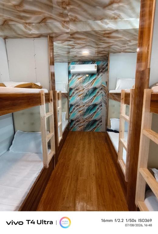 Hotel Ifza Residency Near BKC در بمبئی