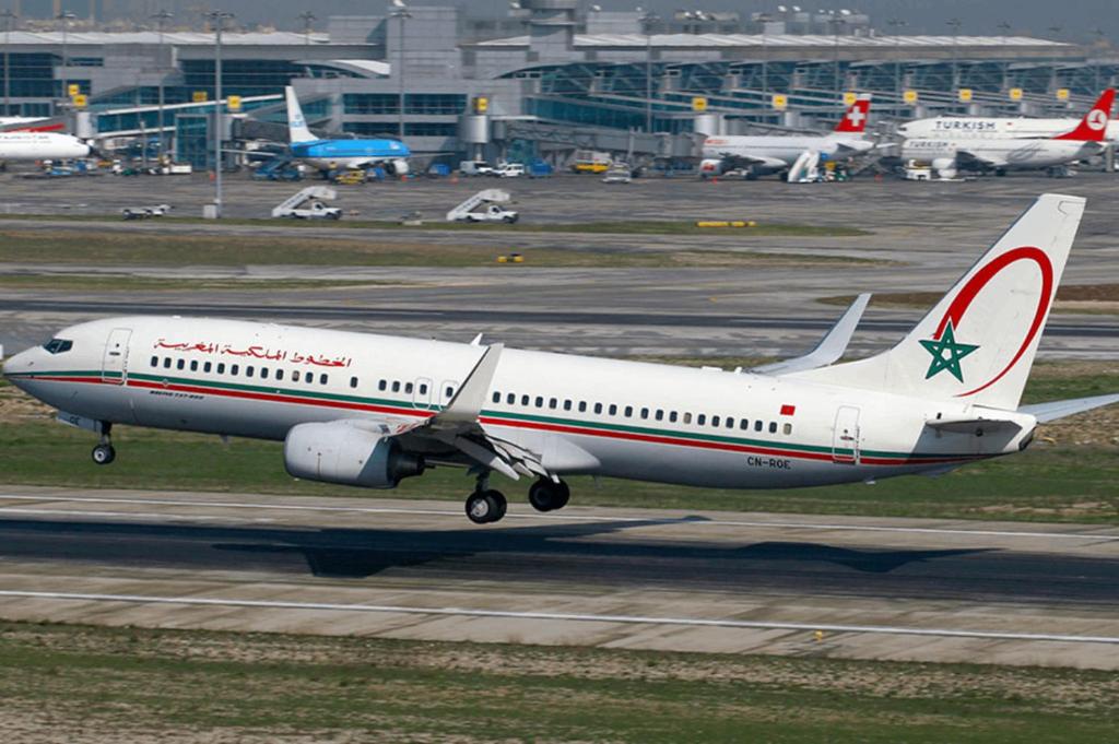 an airplane is taking off from an airport runway at Airport to Comme à la maison 1 in Nouaseur