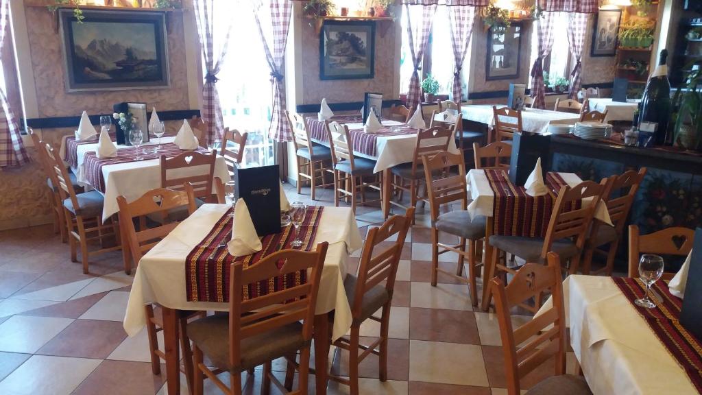 Restaurace v ubytování Apartment Danubius