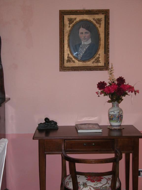 Fotografia z galérie ubytovania Villa D'Azeglio v destinácii Albiano dʼIvrea
