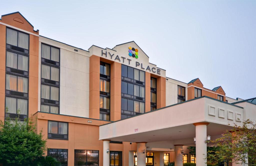 a rendering of the hotel kent place at Hyatt Place Dublin/Pleasanton in Dublin