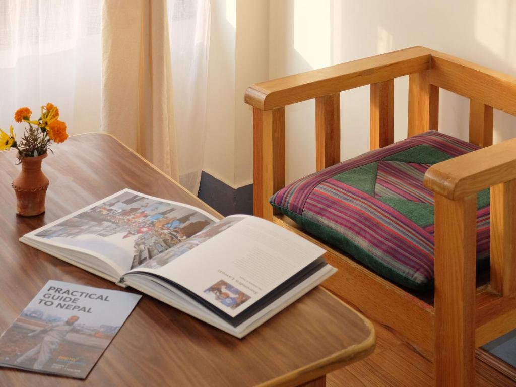 Voodi või voodid majutusasutuse Lalit Heritage Home toas
