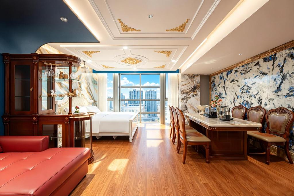 امکانات Beijing High-Rise Panoramic European International Mansion- Near Embassy District Forbidden City ,Temple of Heaven and Bar Street ,one-way PEK airport pick-up Express collection, free laundry, free coffee tourist ticket service - تصویر ۴