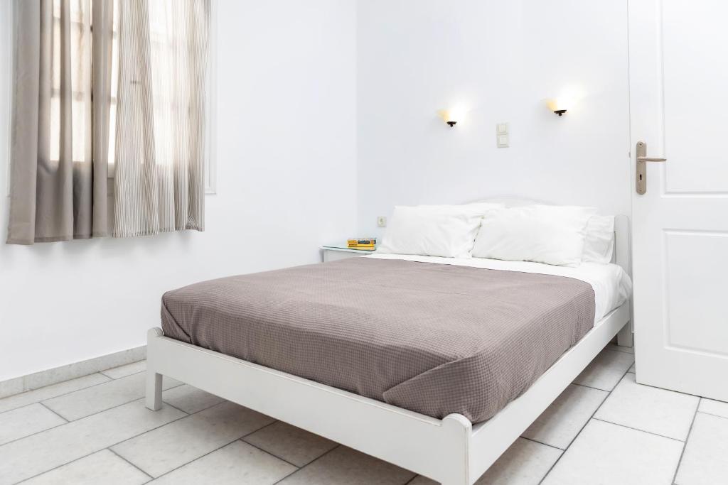 Depis apartments & studios central chora naxos