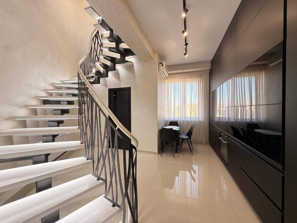 Gagarin Plaza Luxury Penthouse фото 8