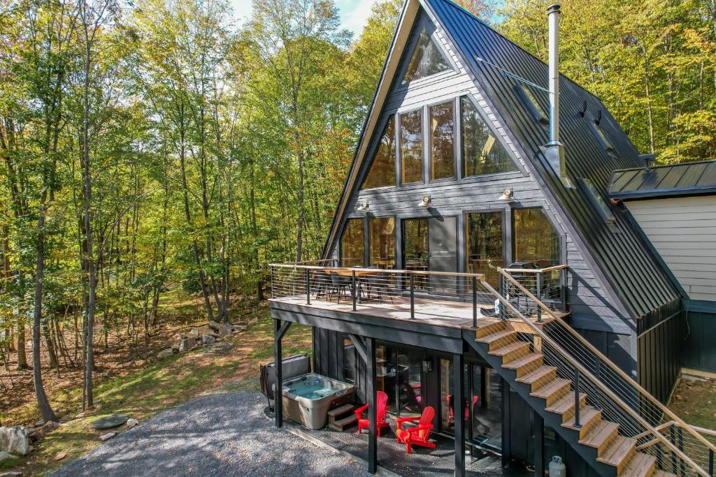 an aerial view of a home with a gambrel roof at Stunning New Construction Modern Beautiful in McHenry