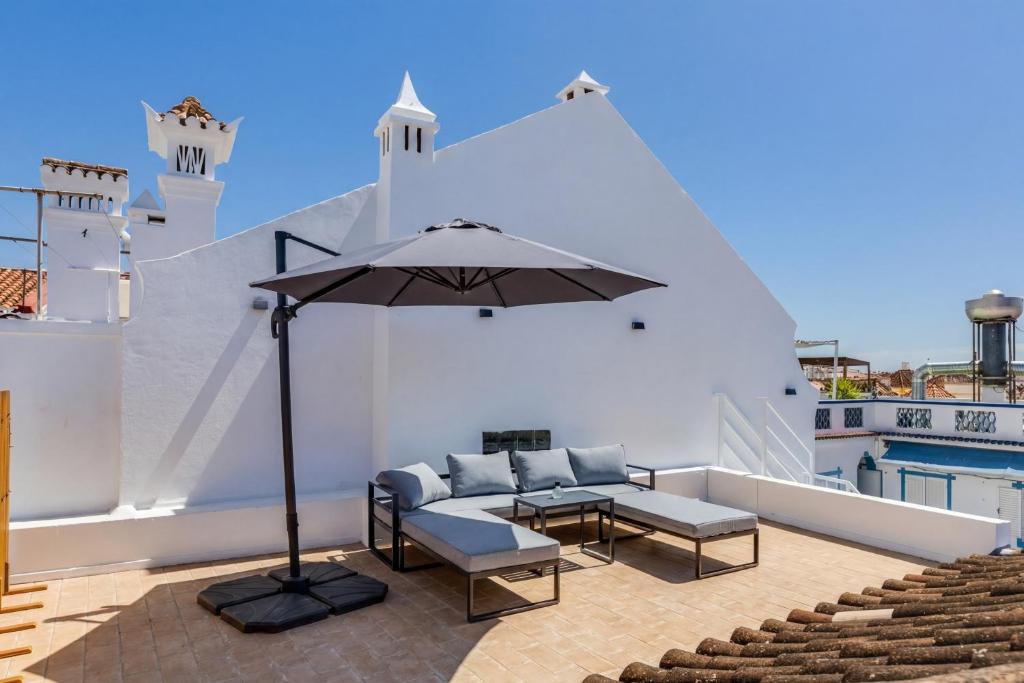 Rooftop Terrace in Tavira by LovelyStay