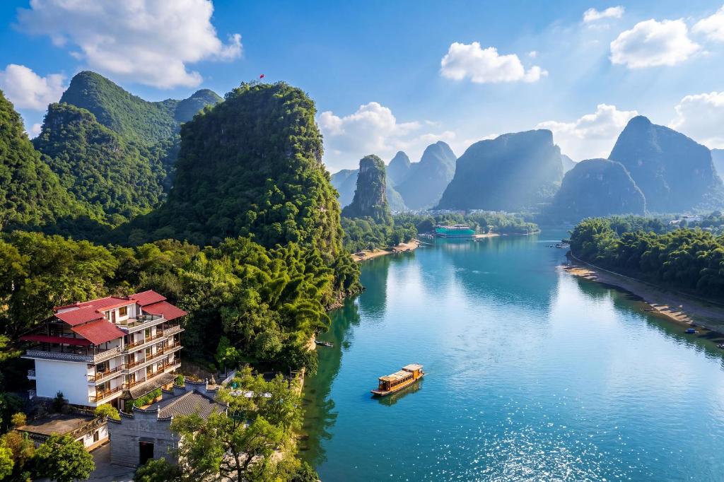Yangshuo River Lodge Hotel-Free pick up from Yangshuo Area over three nights