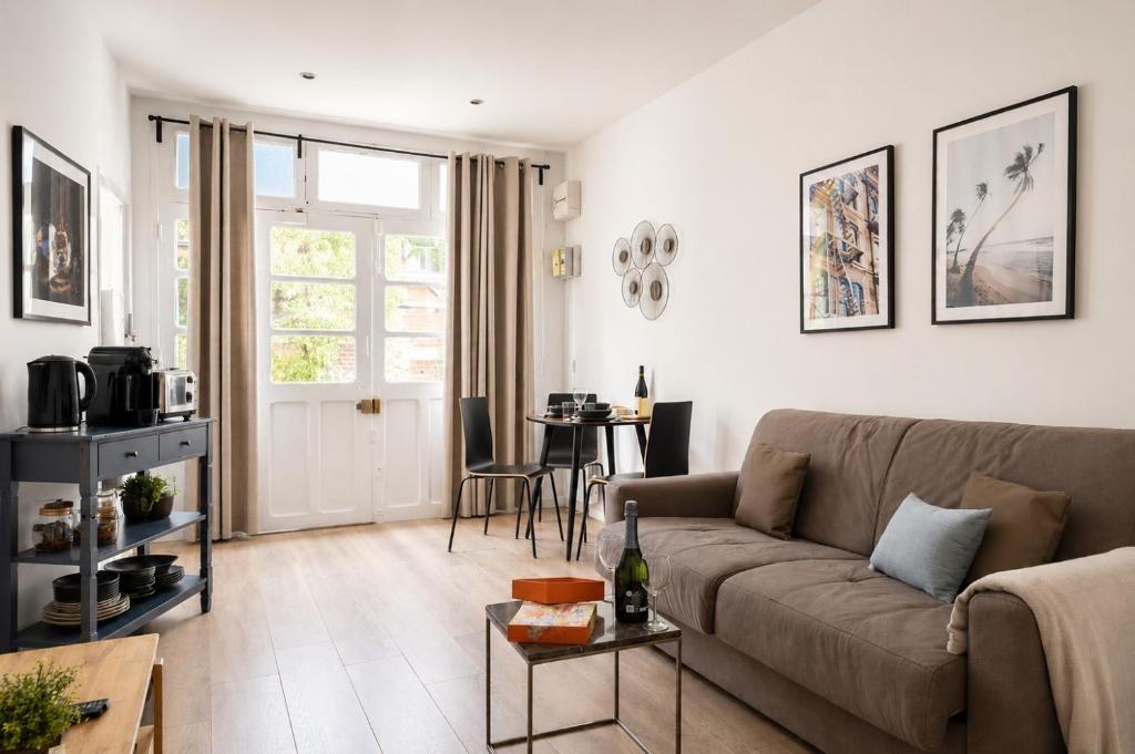 TheBlueStay 269 - Cozy Studio, Grands Boulevards