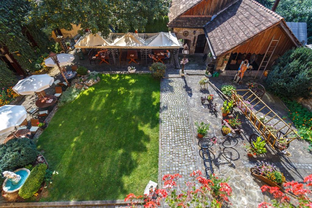 Zahrada ubytování Penzión - Restaurant Atrium