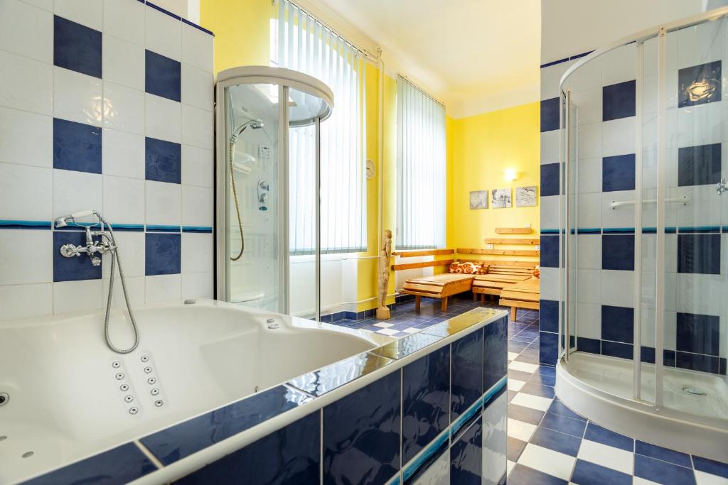 Koupelna v ubytování Penzión - Restaurant Atrium