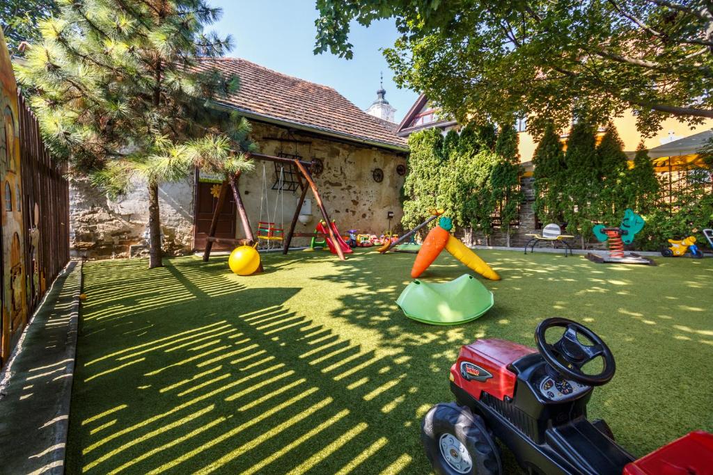 Herní místnost nebo prostor pro děti v ubytování Penzión - Restaurant Atrium