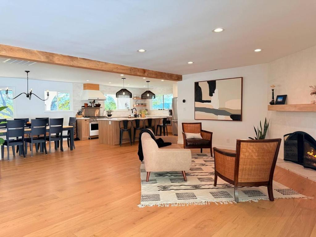 a living room with a dining room and a kitchen at Lavender House and Guest House in Ojai