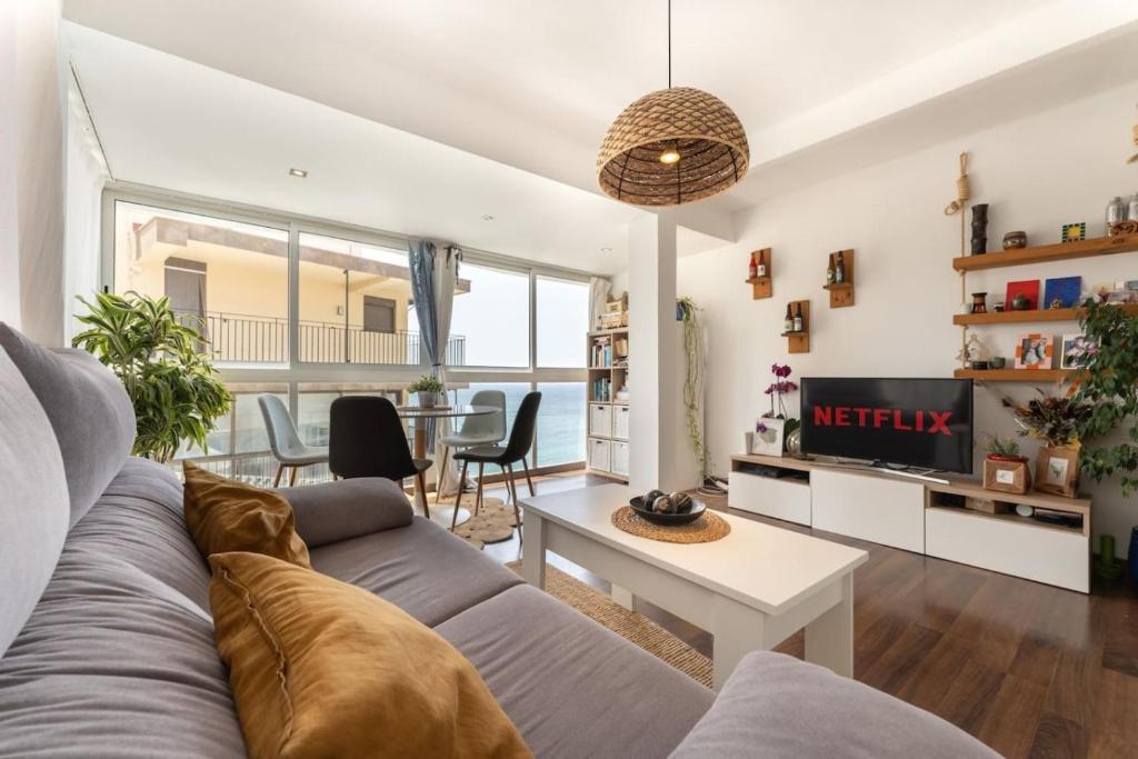 Seaview 2BR Cozy Apartment