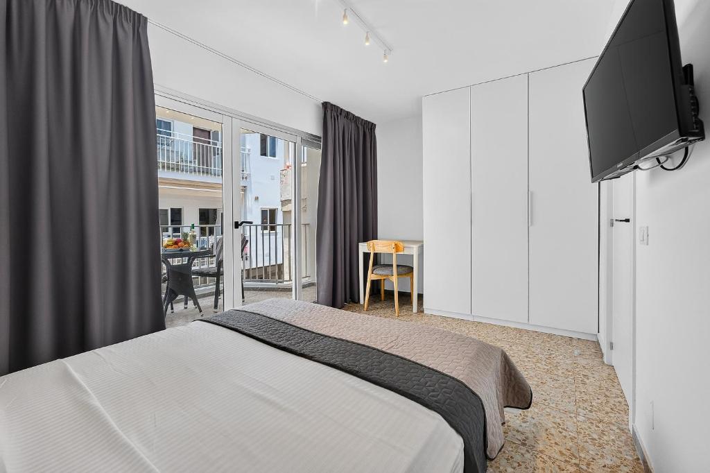 AzureTerrace NewlyRenovated 2nd3Floor LosCristianos