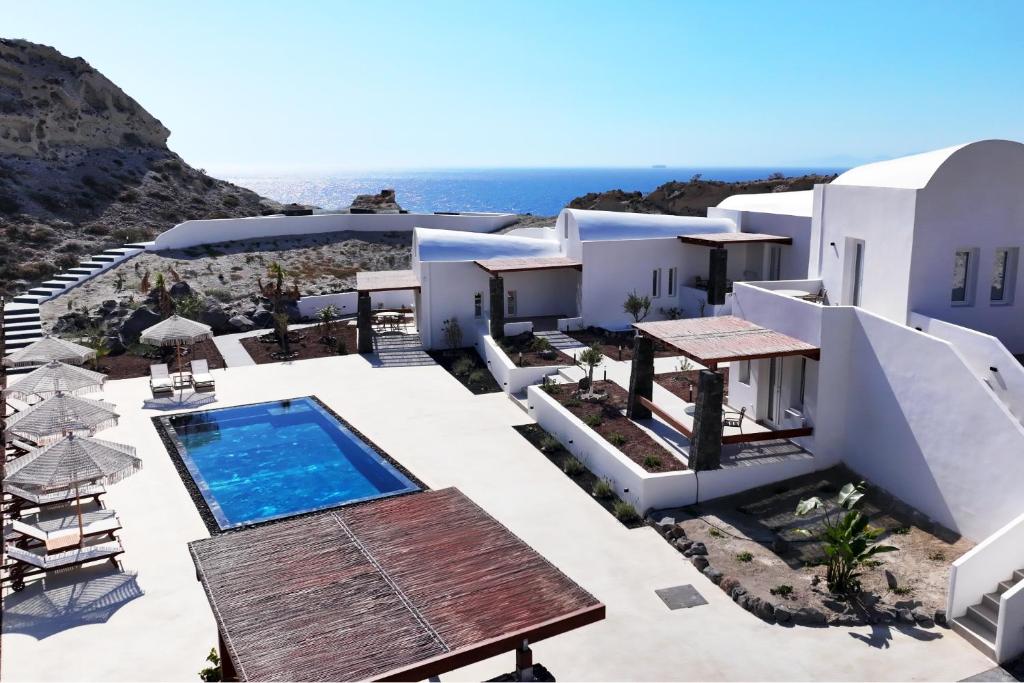 THERRA Suites & Sunset Terrace