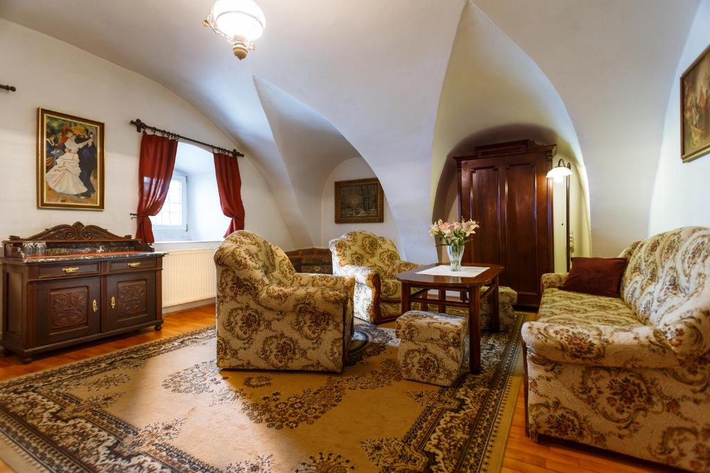 Posezení v ubytování Penzión - Restaurant Atrium