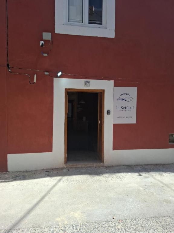 IN SETUBAL Troino