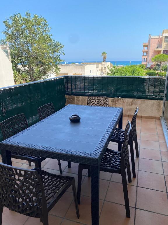 Appartement 50m de la mer, 2 chambres