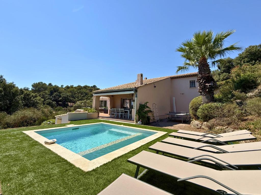 Villa les 3 sources d'Aiguebonne, Vue mer et Estérel, plages à pied