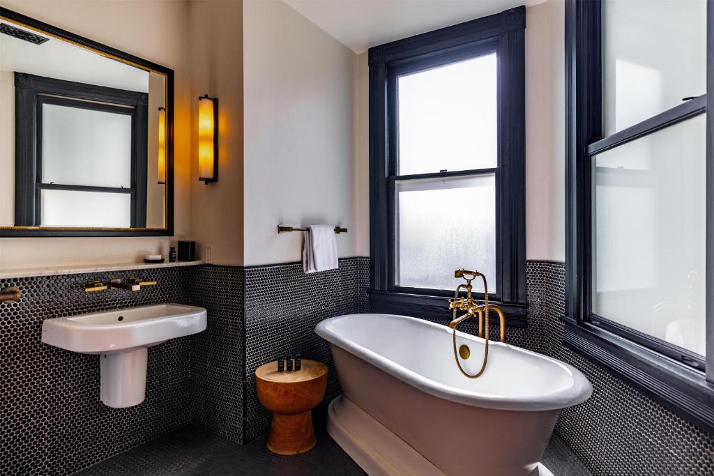 Hotel Saint Cecilia - 