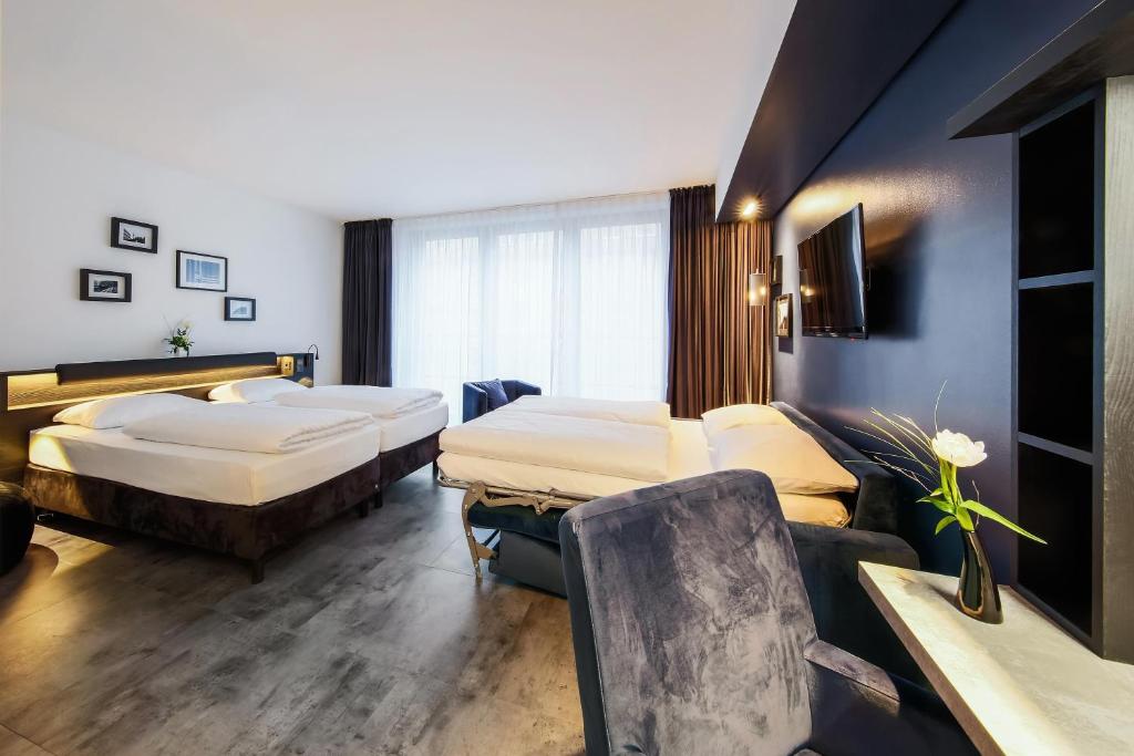 LINDEMANN'S - Resim 8