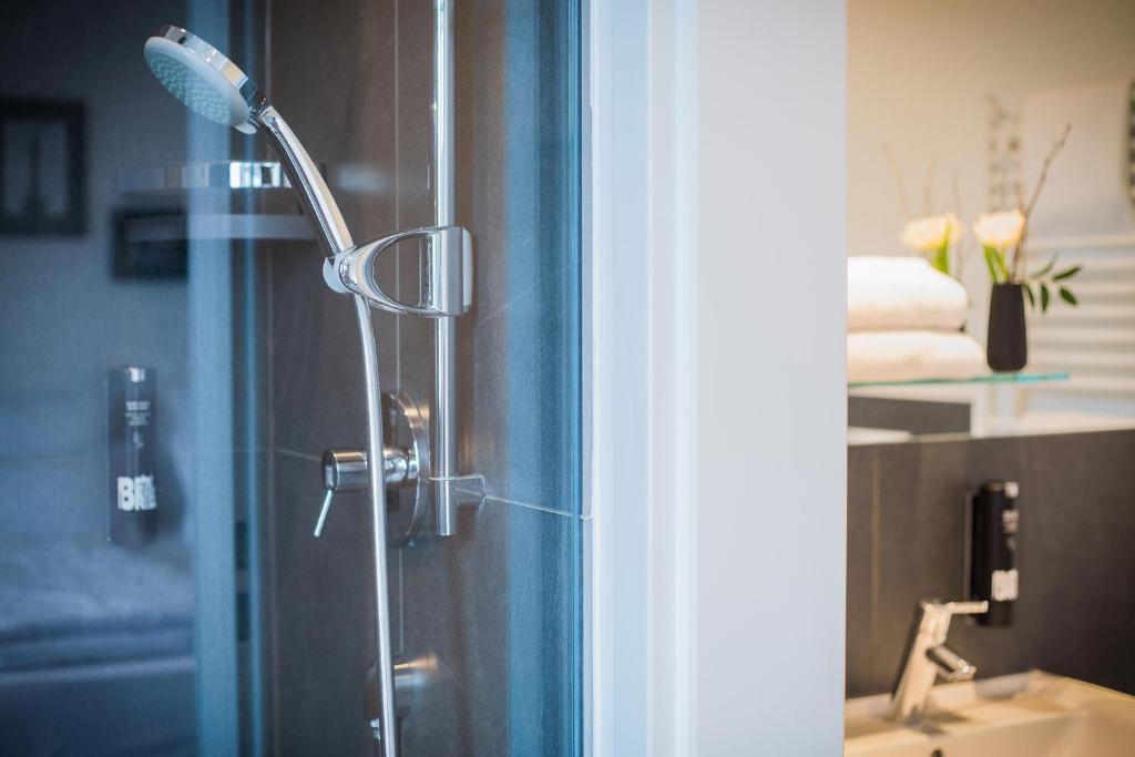 LINDEMANN'S - Resim 32