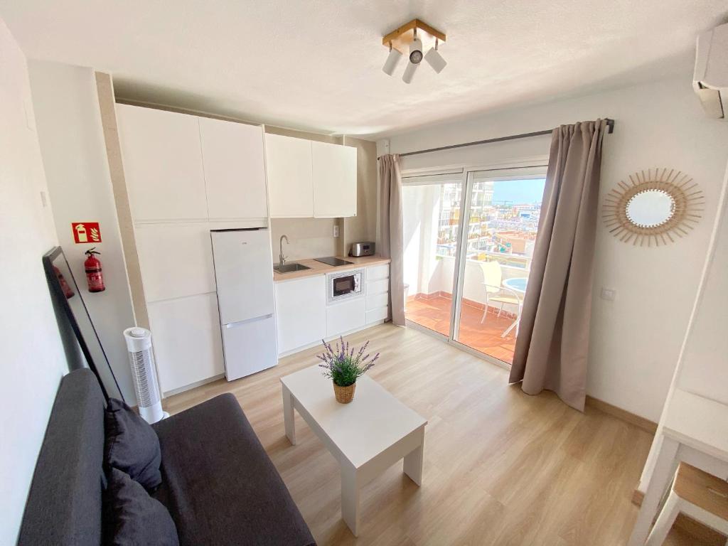 Las Brisas Urban Apartment