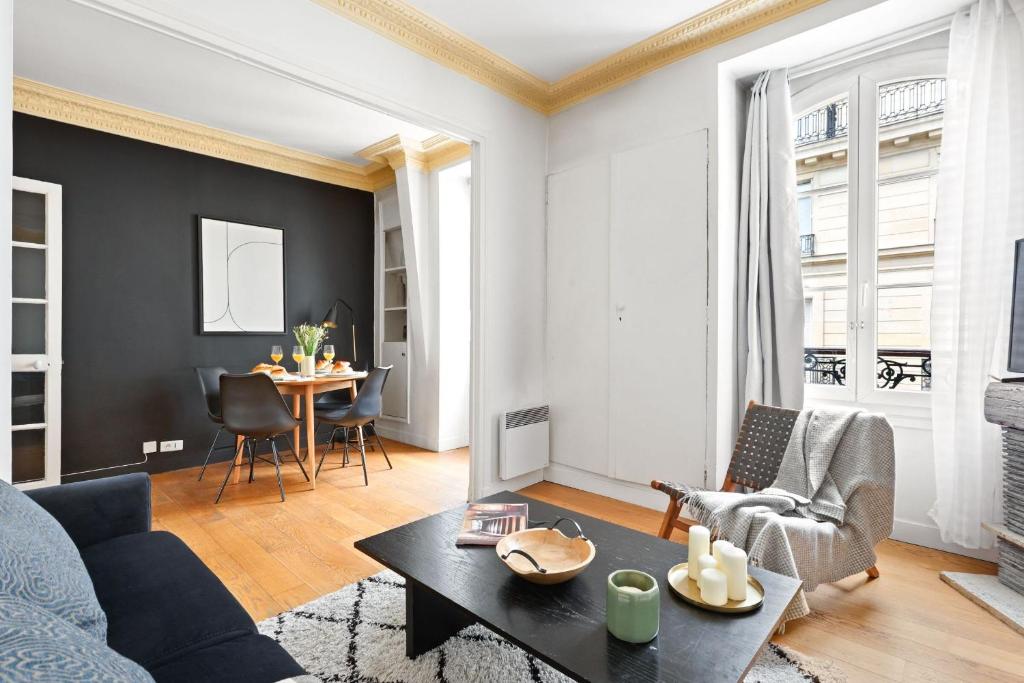 BnBNova - Golden Triangle - 1BR - Paris 8th