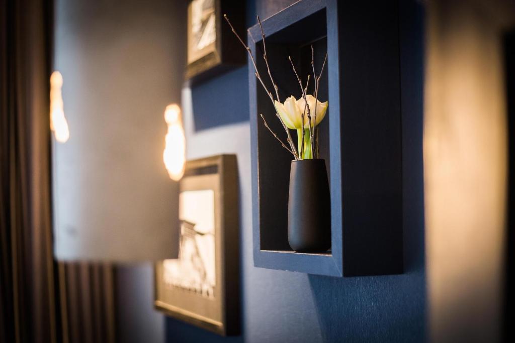 LINDEMANN'S - Resim 37