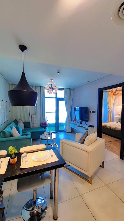 Luxury Romantic Sea View Apartment- Era View Tower