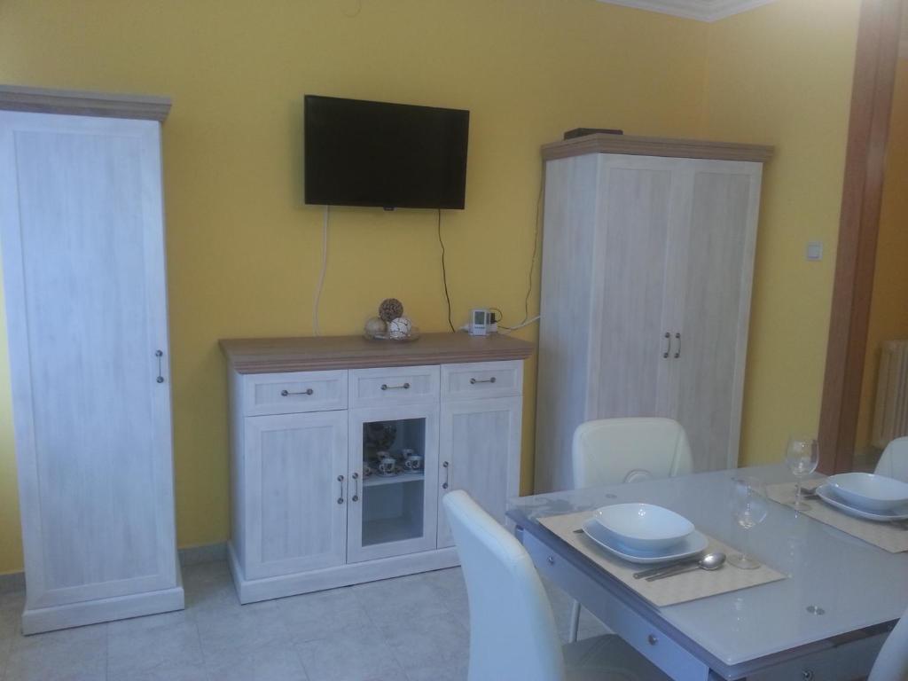 Kuchyňa alebo kuchynka v ubytovaní Szinva Apartman Miskolc
