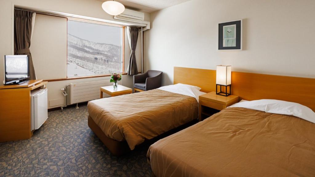 Madarao Kogen Hotel - Standard Twin Room With Sofa