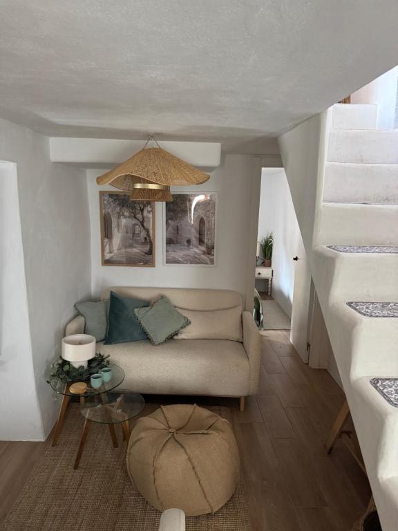 Casa de Salares - Four-Bedroom House