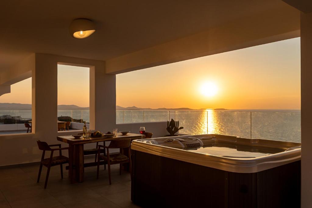 Amber Vista Suites Naxos