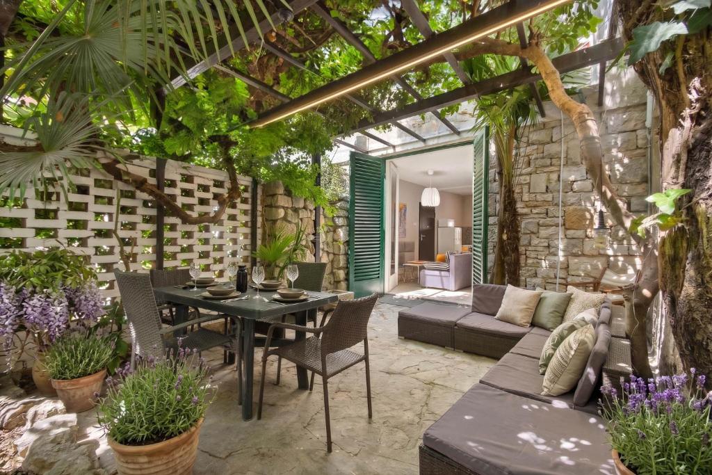 Apartment Orange Old Town