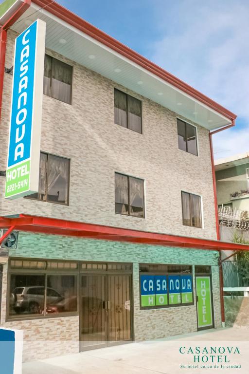 an exterior view of a casablanca hotel at Hotel Casanova in San José