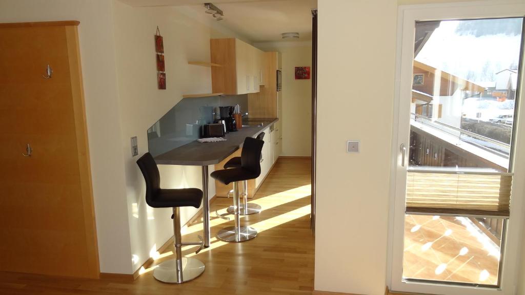 Kuchyň nebo kuchyňský kout v ubytování Appartements Gassner